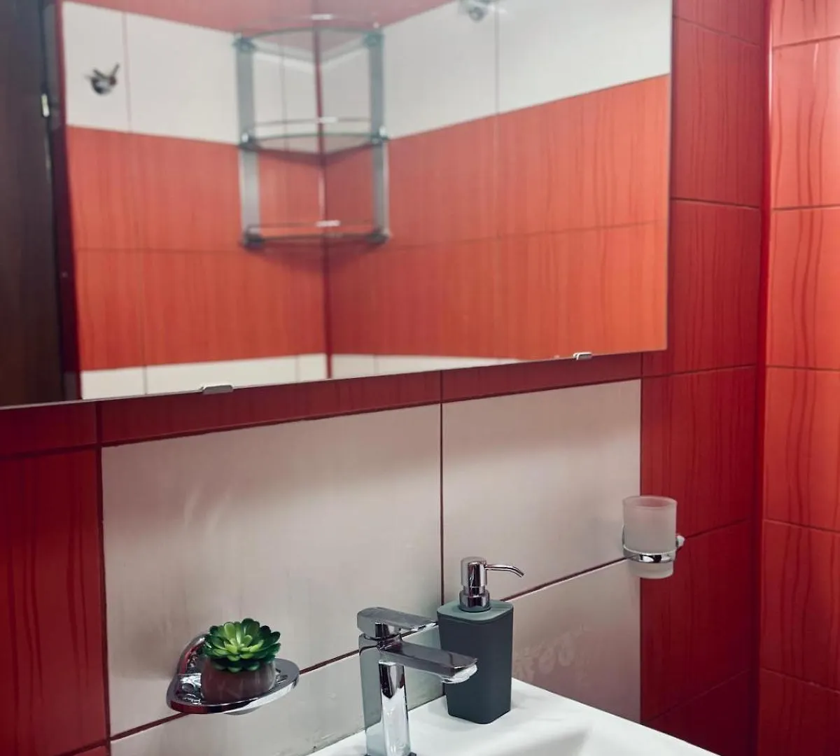 3 Rooms Unirii Square Alba Iulia 75 Bucharest