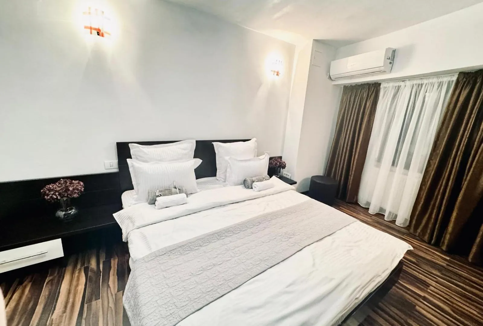 Apartment 3 Rooms Unirii Square Alba Iulia 75 Bucharest