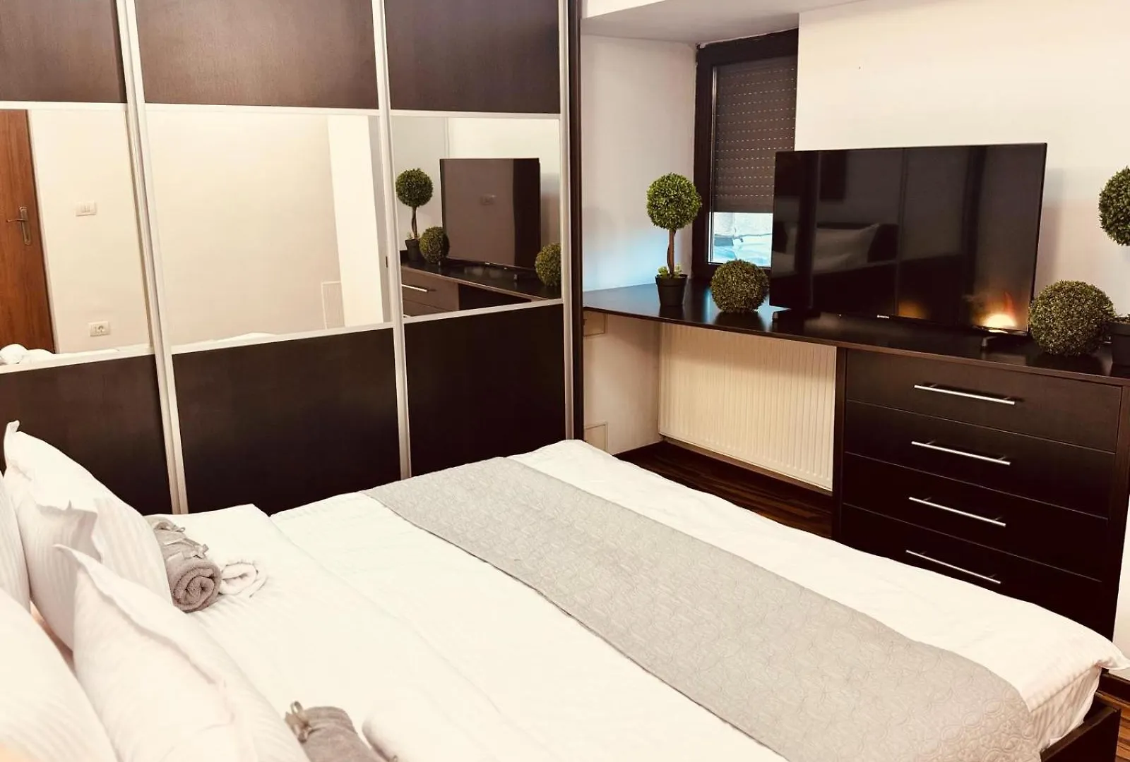 Apartment 3 Rooms Unirii Square Alba Iulia 75 Bucharest